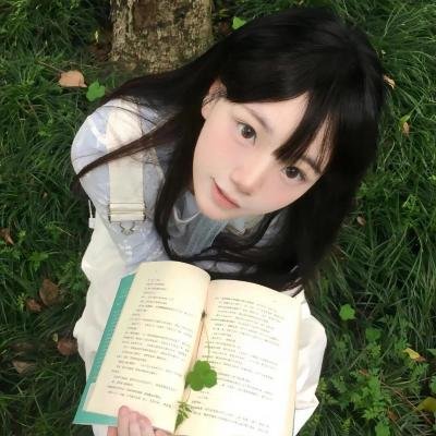 隔楼女孩：我们之间的层距
